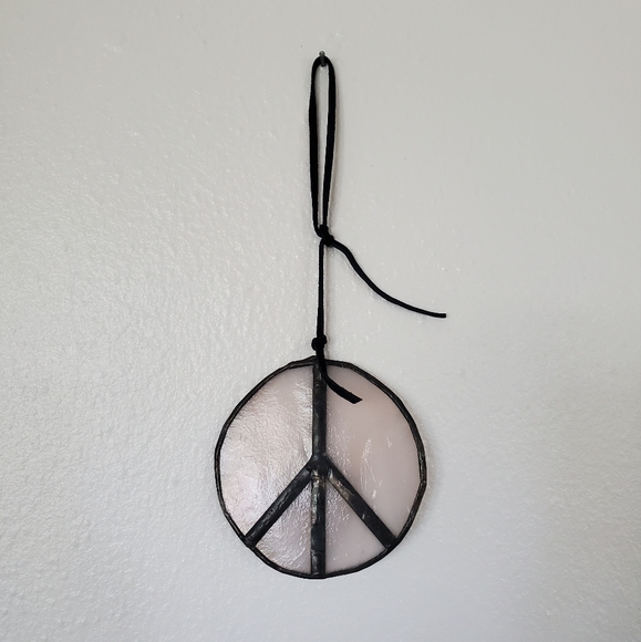 handmade pink peace sign wall hanging boho hippie 60s  ornament art sun catcher - Picture 4 of 6